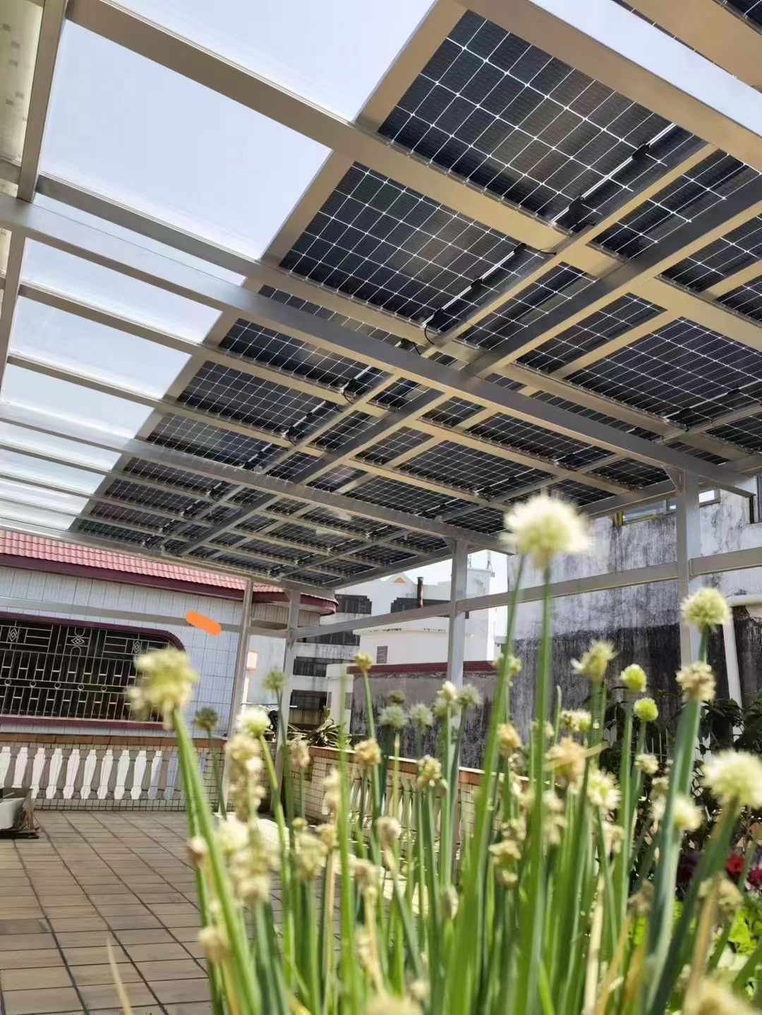 金华别墅家用屋顶太阳能发电系统安装